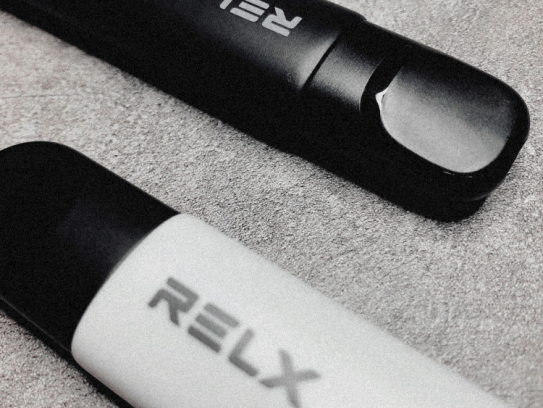 解密悦刻个人自用五代杆不带字走鱼，一场隐秘的电子烟江湖暗语